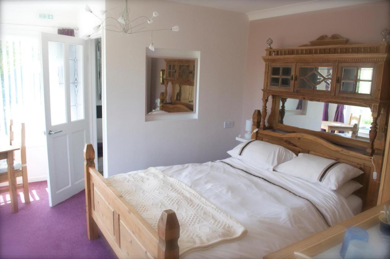 Herons Pool Bed & Breakfast โคเวอร์แรค ภายนอก รูปภาพ