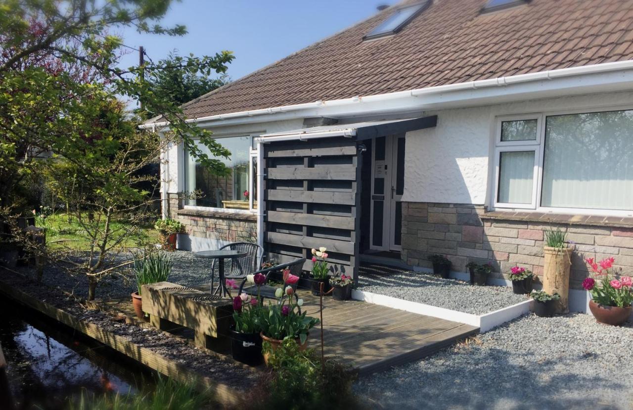 Herons Pool Bed & Breakfast โคเวอร์แรค ภายนอก รูปภาพ